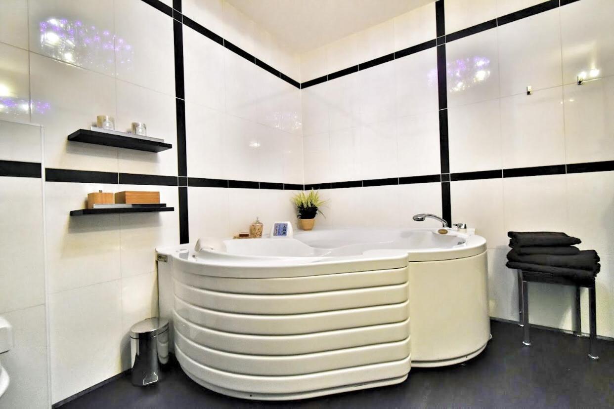 Apartment Okruzni Szpindlerowy Młyn Zewnętrze zdjęcie